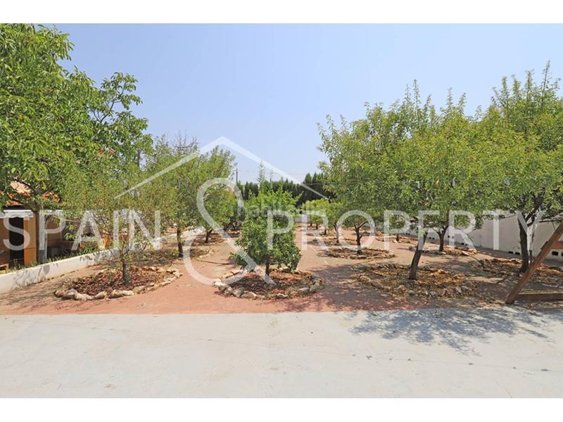Foto 8e548a78-624e-4eb6-a0ef-17718daf5cf7. Chalet  a la venta en suelo urbano , valencia en Turís
