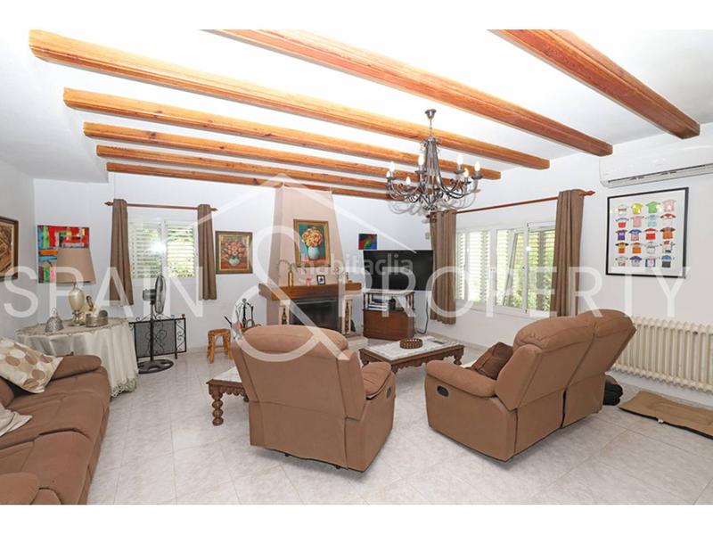 Foto b4b5bc2b-a101-412c-8ce1-9cfade27f178. Chalet  a la venta en suelo urbano , valencia en Turís