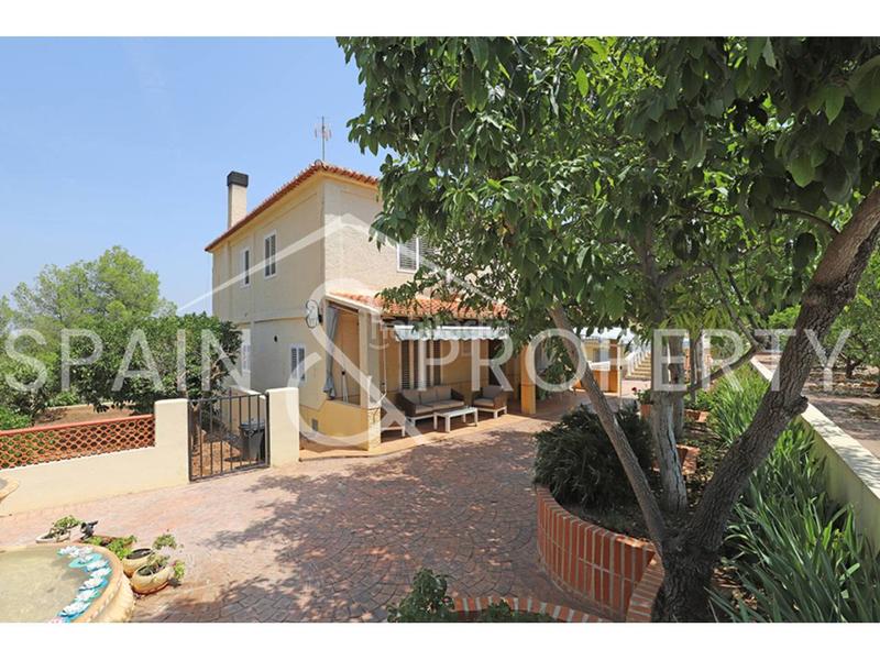 Foto e596e05f-07dd-453f-9e72-0e4468ada9d1. Chalet  a la venta en suelo urbano , valencia en Turís