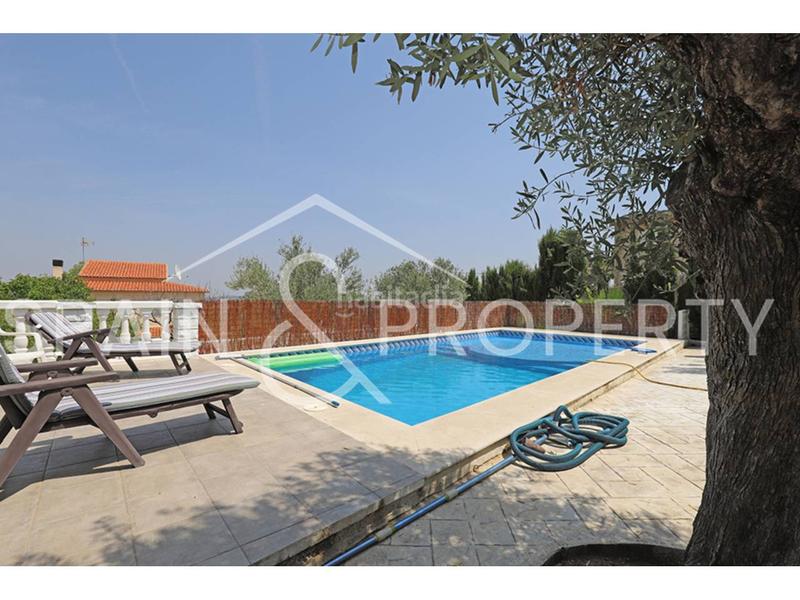 Foto f080cb0d-83ce-49f4-a031-52433f6ce217. Chalet  a la venta en suelo urbano , valencia en Turís