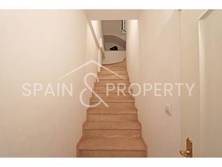 Casa a schiera in Montroi / Montroy. Precioso adosado a la venta en el núcleo urbano de montroy, vale