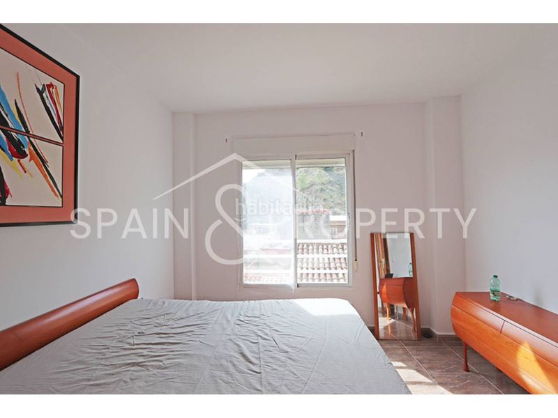 Foto 7c88c003-462f-43d4-9095-68117f78c6b4. Casa adossada amb aparcament a Montroi / Montroy