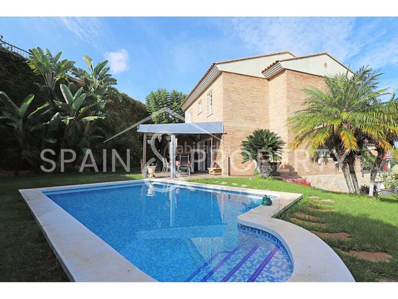 Foto 3e82e7d6-34a2-429f-813f-2ee3c6a72118. Chalet con riscaldamento parcheggio piscina in Sierra Perenchiza-Cumbres de Calicanto-Sto Domingo Chiva