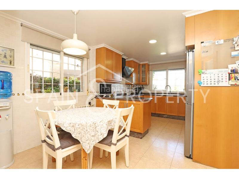 Foto 4fa42668-5ca0-420e-9ee7-3facd3ec3a37. Chalet con riscaldamento parcheggio piscina in Sierra Perenchiza-Cumbres de Calicanto-Sto Domingo Chiva