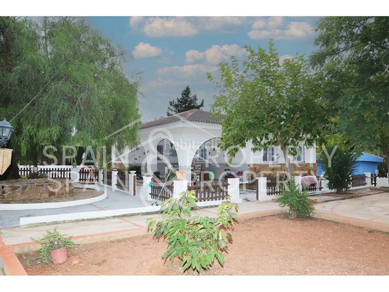 Foto 1827f3f8-067a-47a7-896a-a29aff763ef0. Chalet con riscaldamento piscina in Real de Montroi