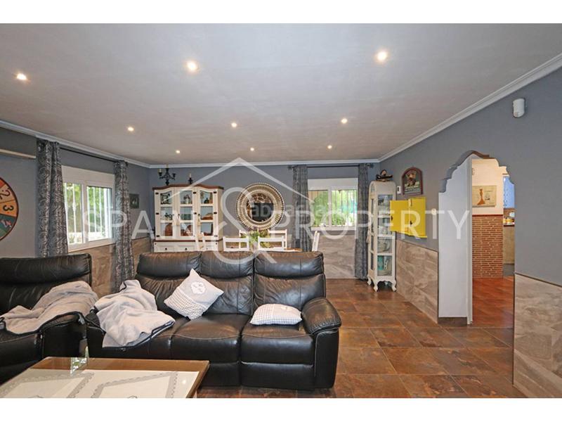 Foto 2428f9f0-87dc-4c88-930d-810b3cff801f. Chalet con riscaldamento piscina in Real de Montroi