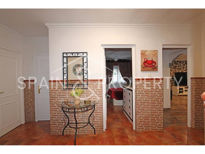 Foto 4d3ed93c-7f18-44f8-9bf2-55b3083e2bcd. Chalet con riscaldamento piscina in Real de Montroi