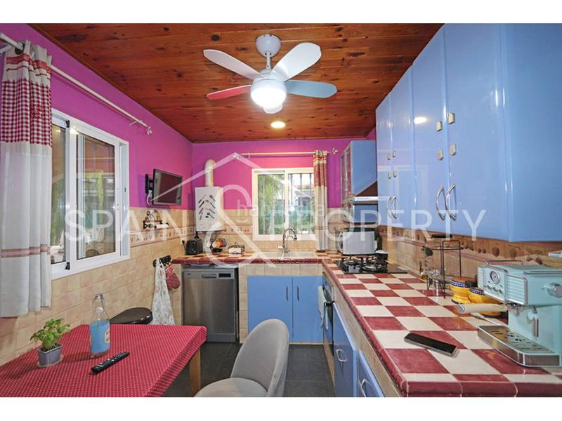 Foto a91c9275-7bf6-4d59-915c-655312e16e37. Chalet con riscaldamento piscina in Real de Montroi