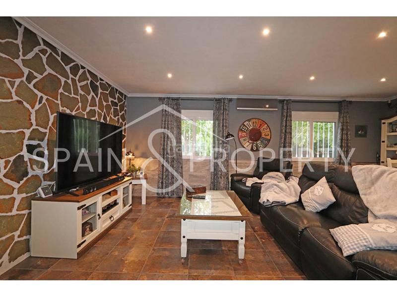 Foto cbf017bc-4ecf-464a-b535-a3c15364c8d7. Chalet con riscaldamento piscina in Real de Montroi