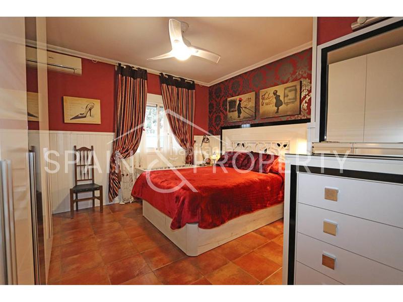 Foto ef7910c9-73da-4e14-ade7-107bb70a075c. Chalet con riscaldamento piscina in Real de Montroi