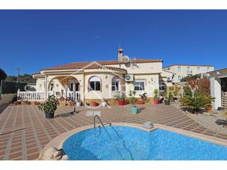 Chalet en Montroi / Montroy. Chalet a la venta en suelo rústico en montroy, valencia