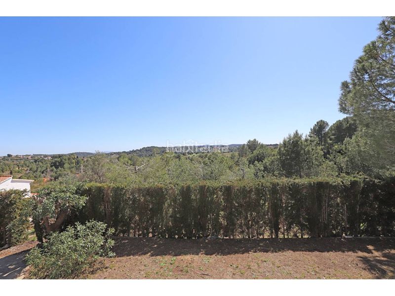 Foto 2edebba7-4bd1-4601-934e-4ed9126a5e1c. Xalet amb aparcament piscina a Monserrat