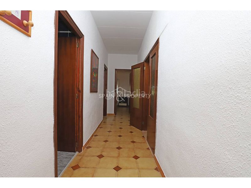 Foto 5e90d062-f916-42f8-88c0-a53168fa3e0e. Xalet amb aparcament piscina a Monserrat