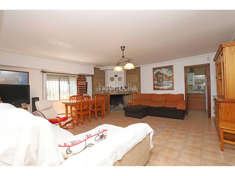 Foto 750c28c8-cd1b-4116-8704-b162c30e7bce. Xalet amb aparcament piscina a Monserrat