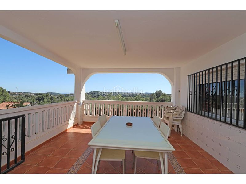 Foto b1137897-40e3-4c09-b54f-07484d5c9e90. Xalet amb aparcament piscina a Monserrat