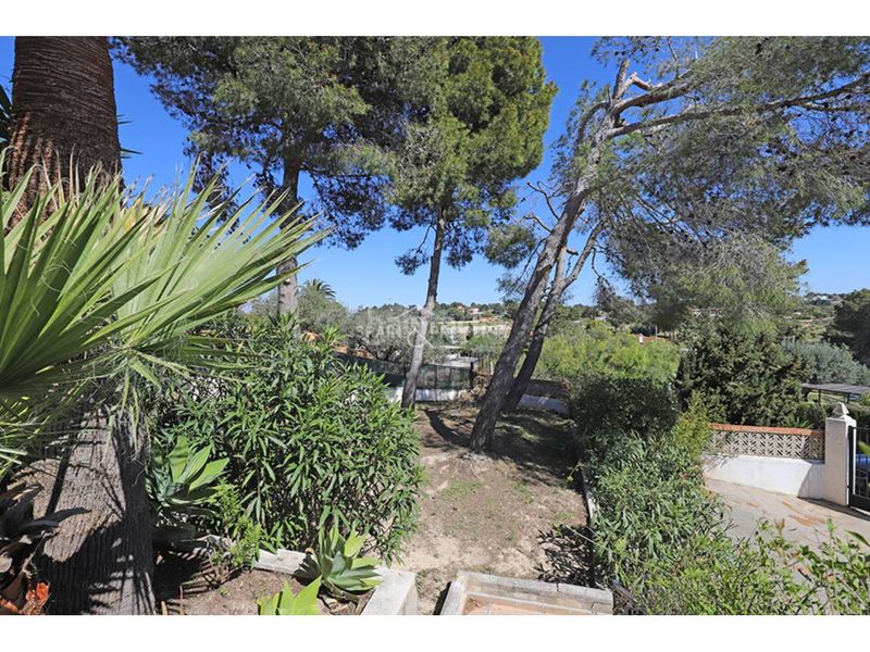 Foto bc1296c6-196d-4b27-8474-d74db5e5a041. Xalet amb aparcament piscina a Monserrat