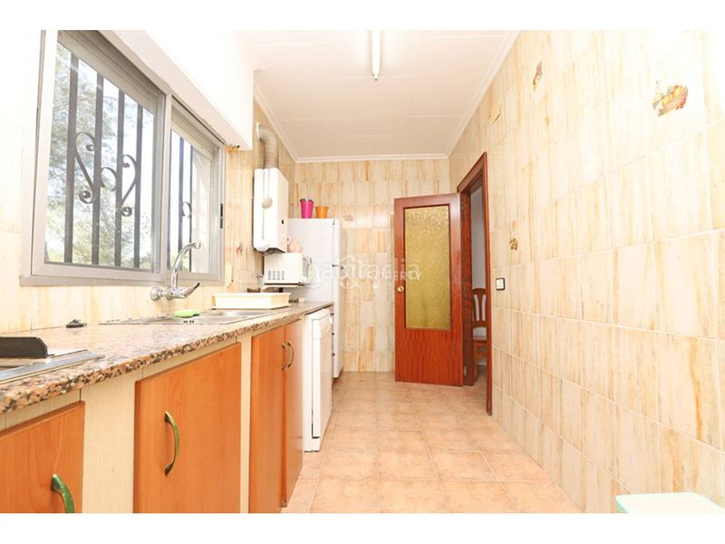 Foto cac14ab3-1656-44de-b438-cc79d99b275e. Xalet amb aparcament piscina a Monserrat