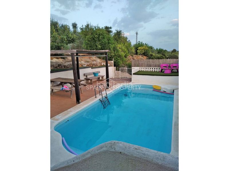 Foto a2b0a8b6-89e9-4446-8161-ee9fb47ae5d2. Casa amb calefacció piscina a Cumbres de Calicanto Torrent