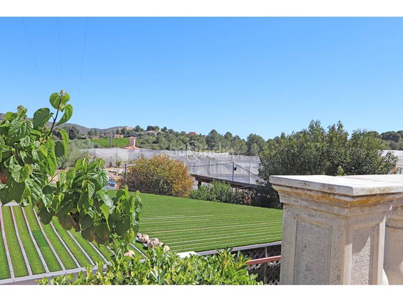 Foto a99ba88d-783b-4993-9372-63115d15350c. Casa amb calefacció piscina a Cumbres de Calicanto Torrent