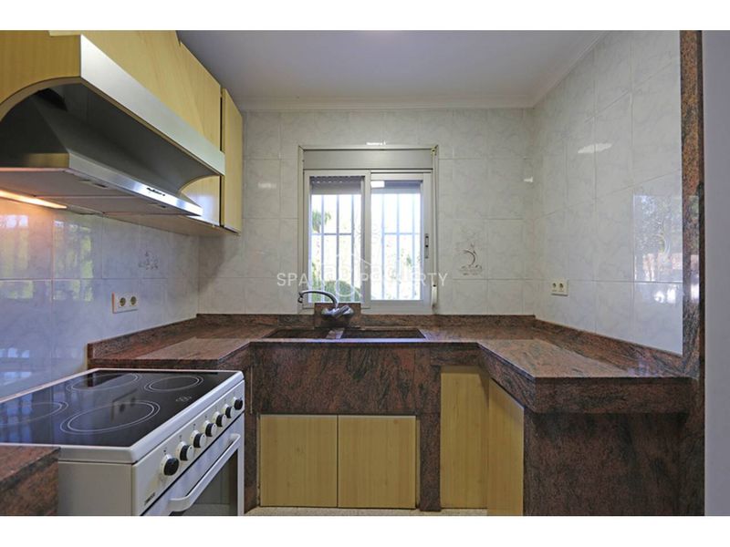 Foto bcbde53e-a042-47c1-ae3f-c2b397182e39. Casa amb calefacció piscina a Cumbres de Calicanto Torrent