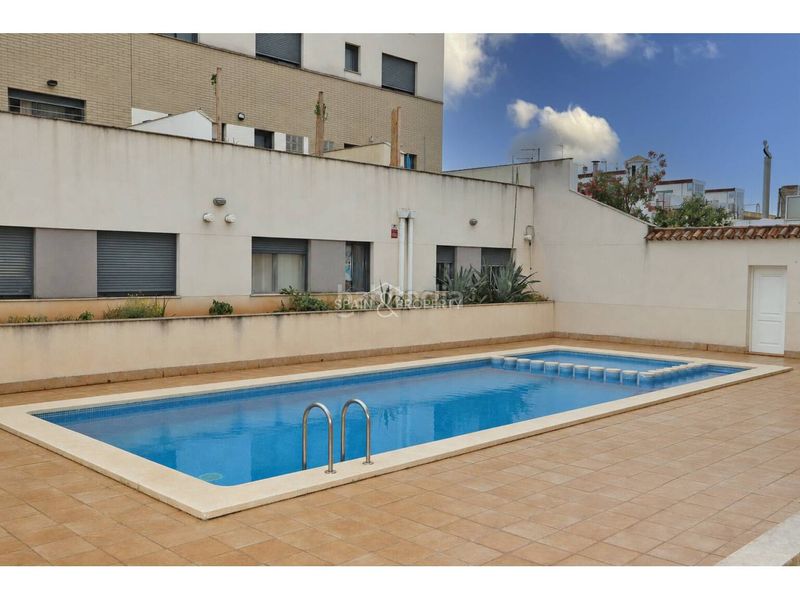 Foto 7a63a748-bda1-4f68-bac3-176b8ee4db2e. Pis amb aparcament piscina a Monserrat