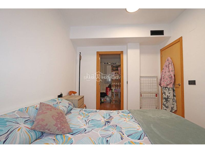 Foto c6df3114-cd6b-4d0d-a35f-e8415de0204f. Pis amb aparcament piscina a Monserrat