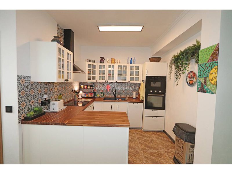 Foto 3368c444-dfcf-44d0-9933-085f816e94f5. Casa a Montroi / Montroy