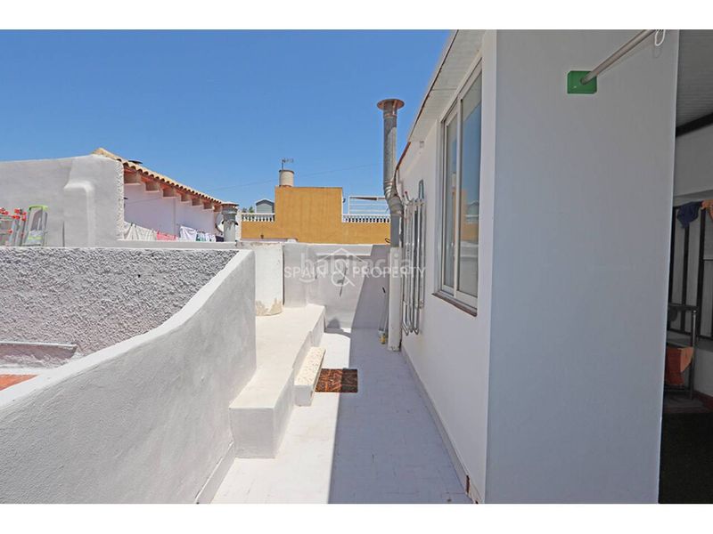 Foto 4c248d37-a0b5-4779-bc19-a8d36afd3608. Casa a Montroi / Montroy