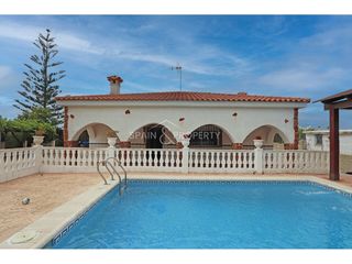 Chalet in Montroi / Montroy. Chalet a la venta en suelo rústico en montroy, valencia