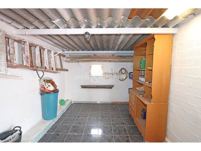Foto 0ec77627-9074-4974-81fc-6fbb510ddb04. Xalet amb aparcament piscina a Monserrat