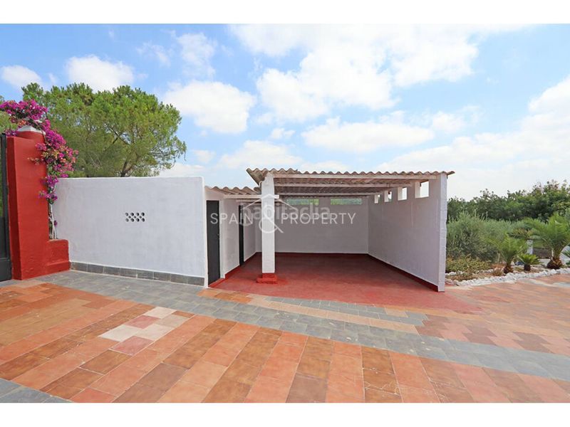 Foto a3f674c7-d12b-4512-9885-f842eaeca0e3. Xalet amb aparcament piscina a Monserrat