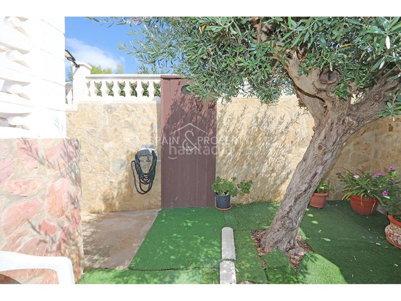 Foto 0d7d4203-67a1-4b37-b8b3-2323f66b057c. Masia amb aparcament piscina a Montroi / Montroy