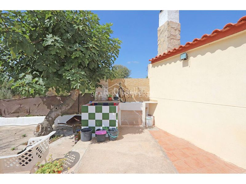 Foto c5cd6336-a619-4cbf-bddb-f1aff8950269. Masia amb aparcament piscina a Montroi / Montroy