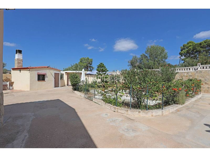 Foto dfbd164d-416a-4a34-84a7-d90d2da1da10. Masia amb aparcament piscina a Montroi / Montroy