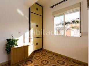 Foto c5a7a53f-1330-4eb7-8c30-83eaaae1dbd7. Rent flat in calle real de cartuja 63 in San Ildefonso Granada