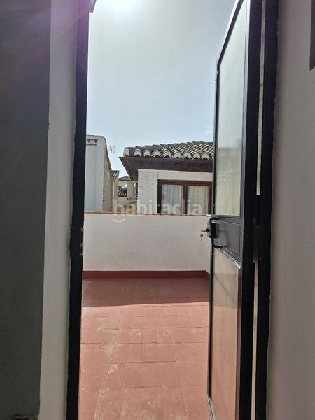 Foto a2b9b671-f9e5-469f-a477-b5f552d76fbf. Casa adosada en calle piedra santa 8 en San Matías - Realejo Granada