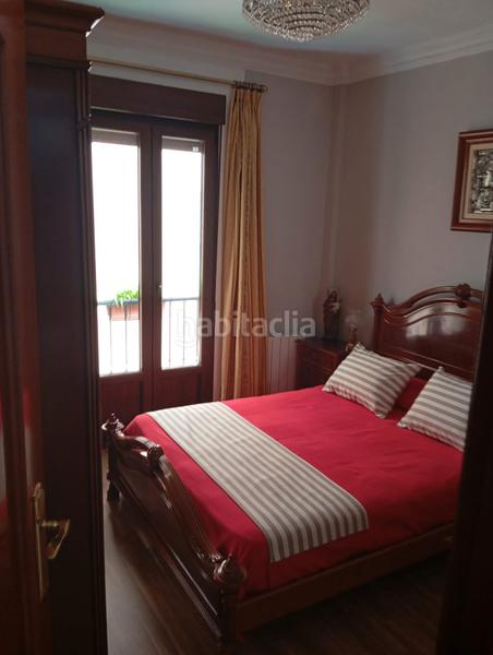 Foto a3df03bf-66f6-47ce-a3db-9828bbeb5859. Casa adosada en calle piedra santa 8 en San Matías - Realejo Granada
