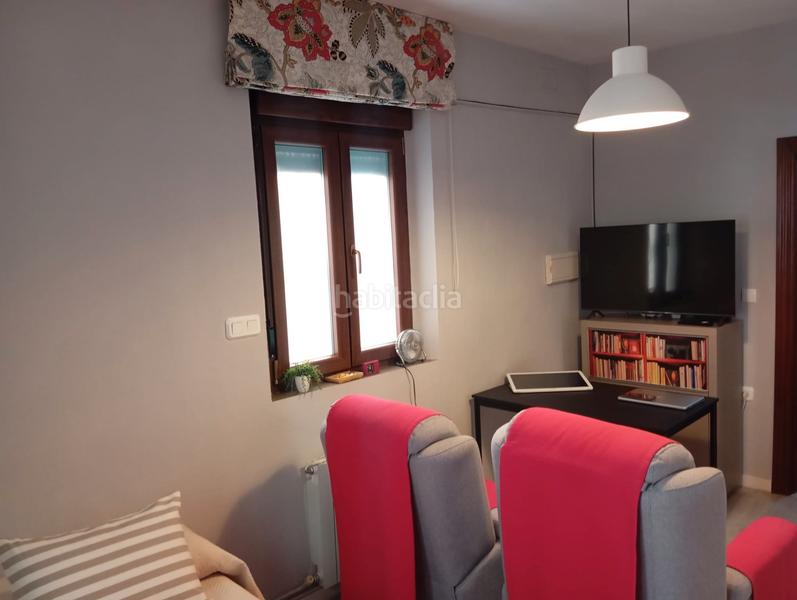 Foto fb697bc9-42b9-4874-83e2-04b0a5cf96b6. Casa adossada a calle piedra santa 8 a San Matías - Realejo Granada