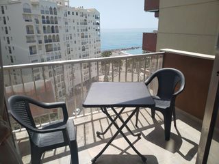 Flat in Paseo Reina Sofía 3