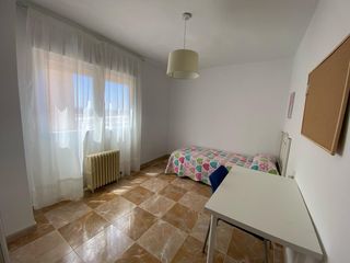 Rent Flat in Calle las flores 6. Estudiantes curso 2026-27