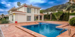 Chalet en L´Albir. Villa cerca de la playa del albir