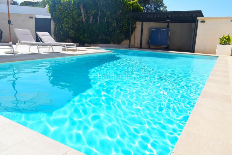 Foto 500d5681-540d-46ab-81eb-3e46ad6b9331. Casa aparellada amb calefacció aparcament piscina a Alfàs del Pi (l´)