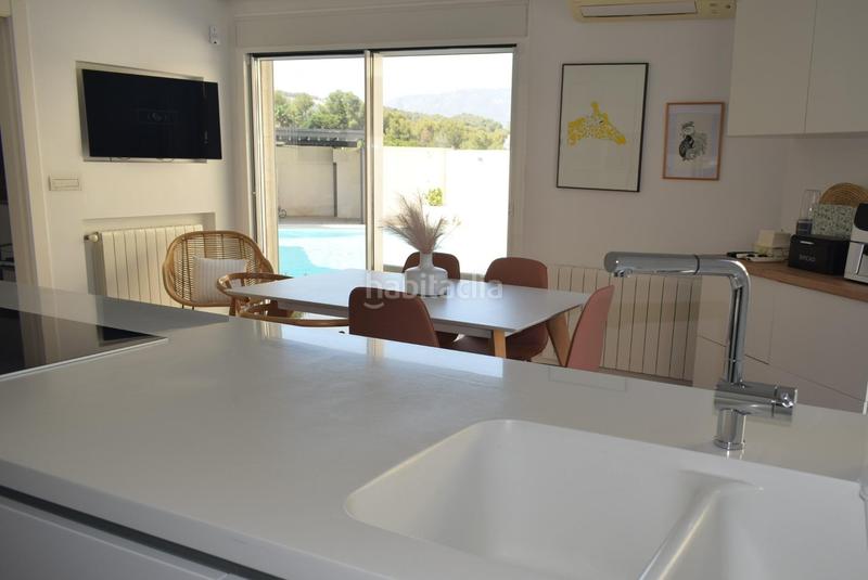 Foto fd290d39-a034-48db-abe5-6519e313b3db. Casa aparellada amb calefacció aparcament piscina a Alfàs del Pi (l´)