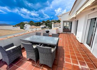 Apartamento en Altea Ciudad. Ático exclusivo en el corazón de altea con vistas al mar