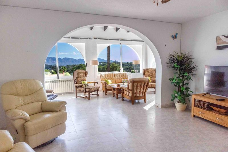 Foto c6f48d62-9583-40d3-a6a0-63d655ddeadd. Chalet  con impresionantes vistas y 2 apartamentos independientes en Alfàs del Pi (l´)