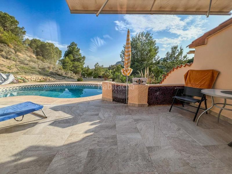 Foto f7e1e41b-e2eb-4383-9262-6bf12b4a0736. Casa adossada amb piscina a Coloma Nucia (la)
