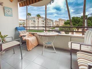 Apartment in L´Albir. Apartamento de dos dormitorios y piscina en el centro del albir