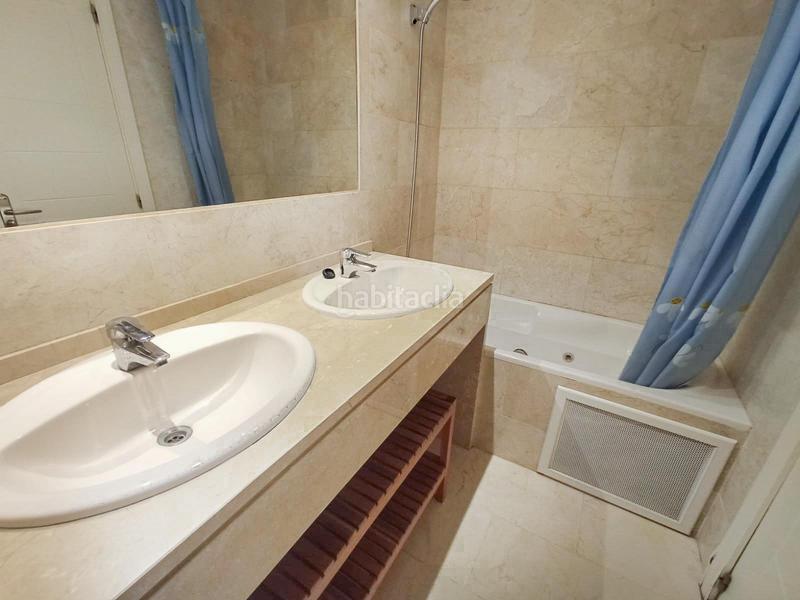 Foto 26732b6c-0605-4696-a5bc-63766cfbfc16. Apartamento  de esquina de 2 dormitorios y 2 baños, plaza de garaje y piscina cubierta en albir en Alfàs del Pi (l´)