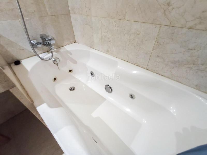 Foto 844ffc48-1222-4fe3-b109-6ebd9f83bfdb. Apartamento  de esquina de 2 dormitorios y 2 baños, plaza de garaje y piscina cubierta en albir en Alfàs del Pi (l´)