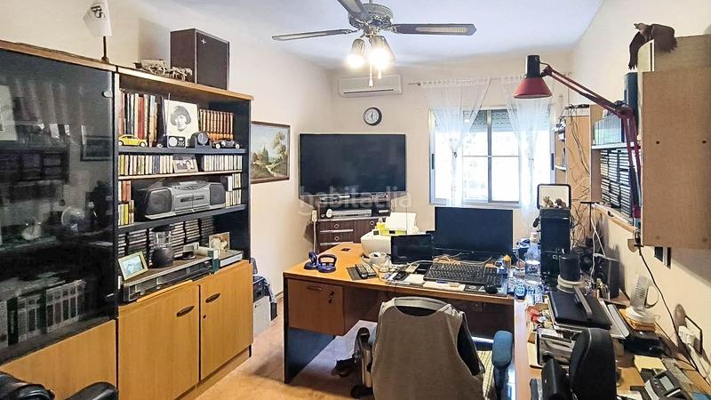 Foto 8b41ca18-d540-4cfc-ab05-49b0e5955690. Xalet amb aparcament piscina a Coloma Nucia (la)